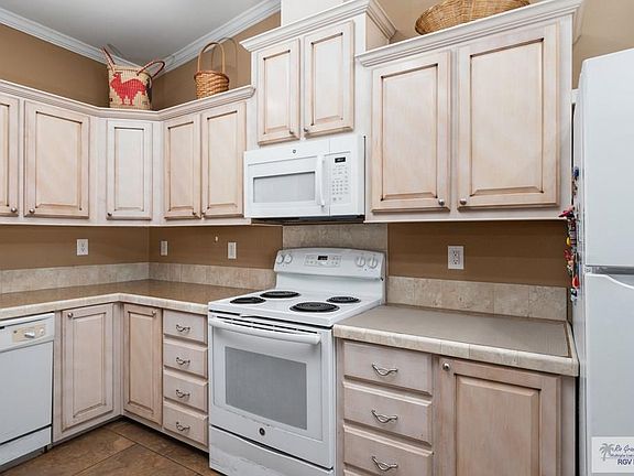 5th image of 1216 N Palmera Dr