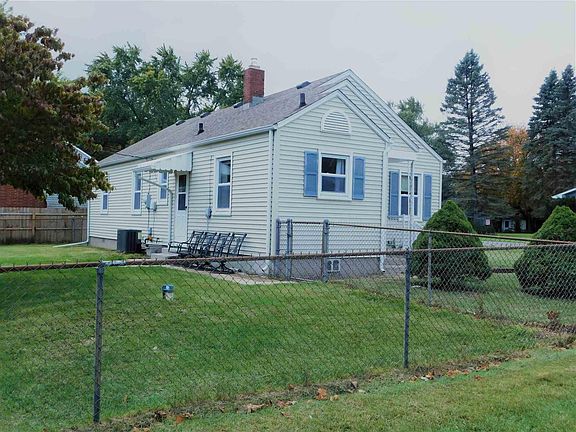 3rd image of 52196 Myrtle Ave