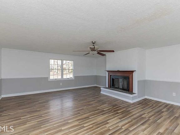 5th image of 4870 Lehigh Dr