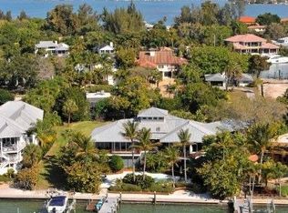 750 Freeling Dr, Sarasota, FL 34242