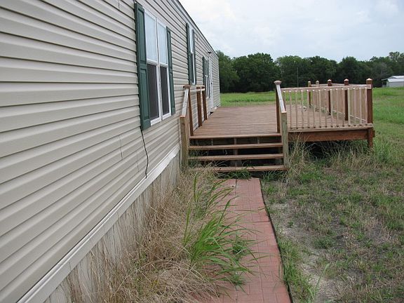3rd image of 1195 County Road 4918