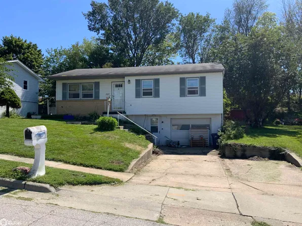 2025 Bel Aire Dr, Denison, IA 51442