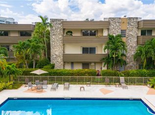 8335 SW 72nd Ave APT 318D, Miami, FL 33143