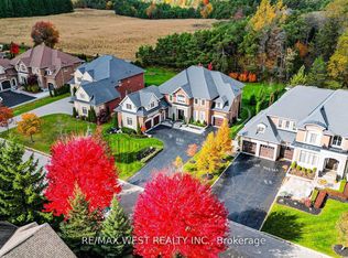 18 Wyndance Way, Uxbridge, ON L9P 0B8