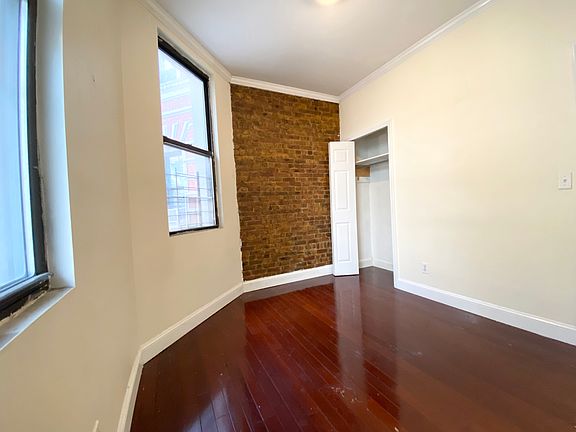 4th image of 218 W 16th St APT 2F