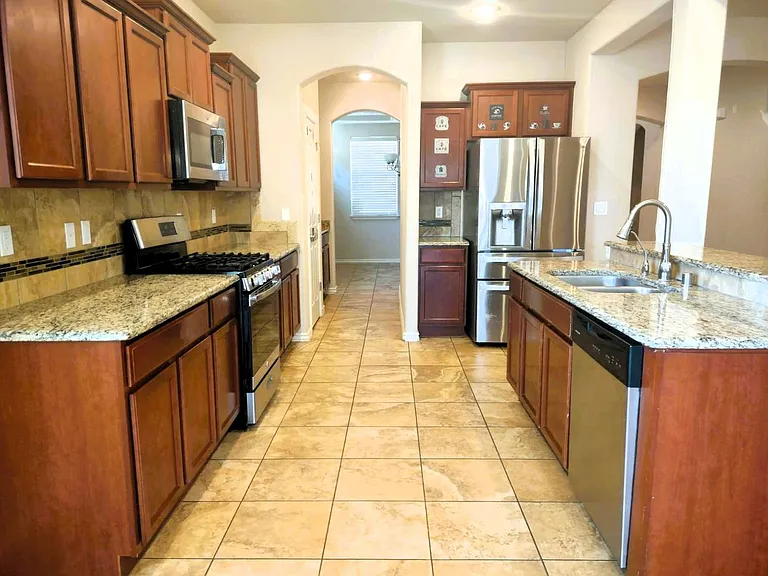 7332 Meadow Sage Dr — Photo 11