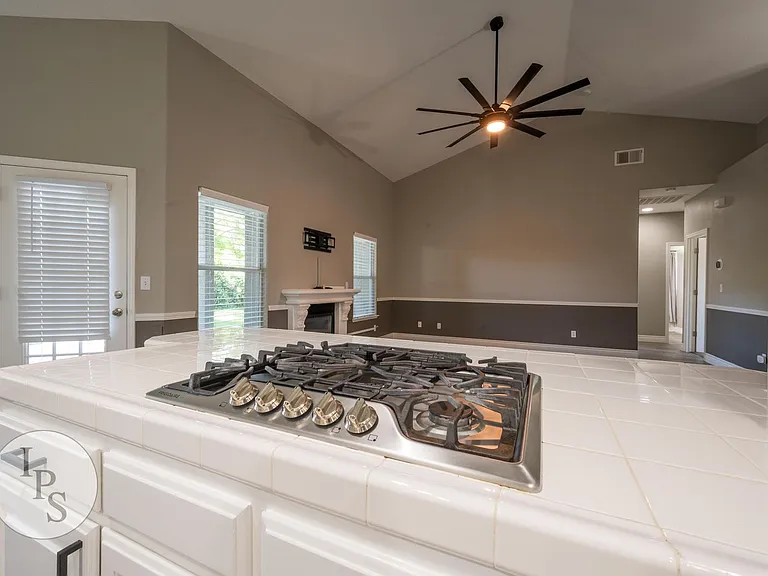4797 W Oswego Ave — Photo 10
