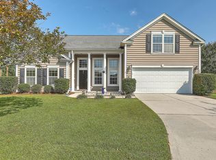 7330 Coopers Hawk Dr, Hanahan, SC 29410