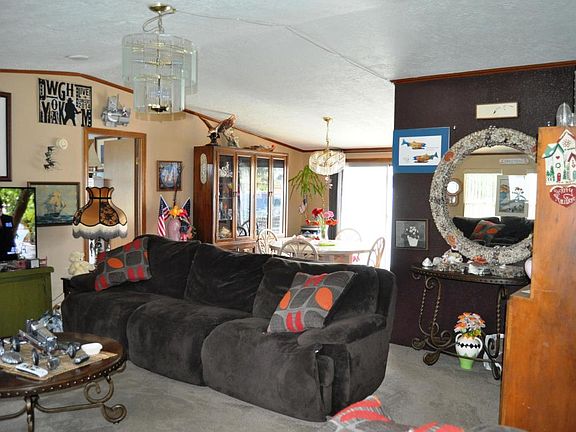 5th image of 2961 NW Neptune Ave