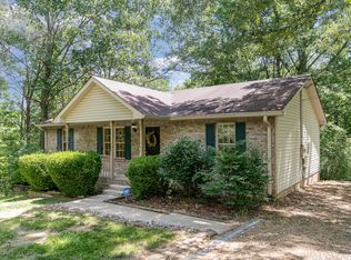 1004 Edgar Rd, Ashland City, TN 37015