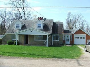 424 Mingo Church Rd, Finleyville, PA 15332