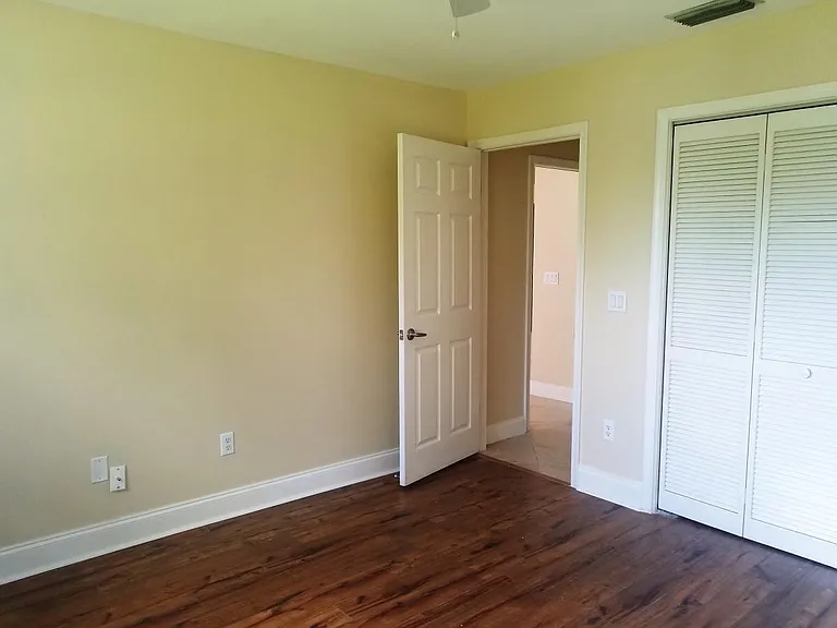 1084 SW Pigeon Plum Way — Photo 17