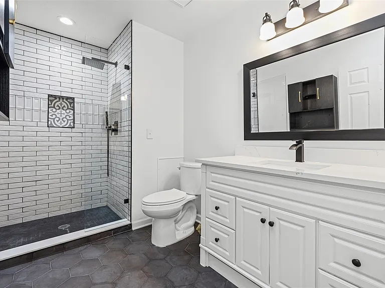 7432 Azalea Ct — Photo 13