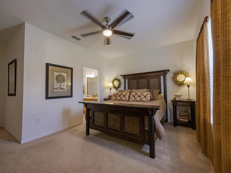 Knob Creek Apartments — Photo 13