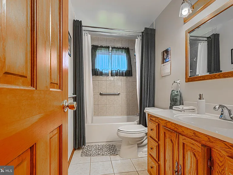 280 Mackintosh Dr — Photo 34