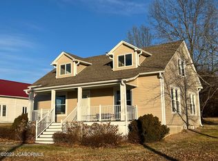 1004 Wood St, Fulton, MO 65251