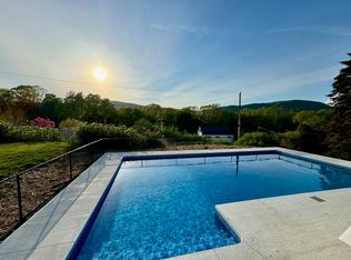 136 Ingalls Rd, Cheshire, MA 01225