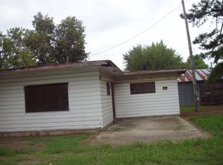 104 E Peck St, Malden, MO 63863