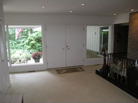 2nd image of 104 Spring Forest Dr