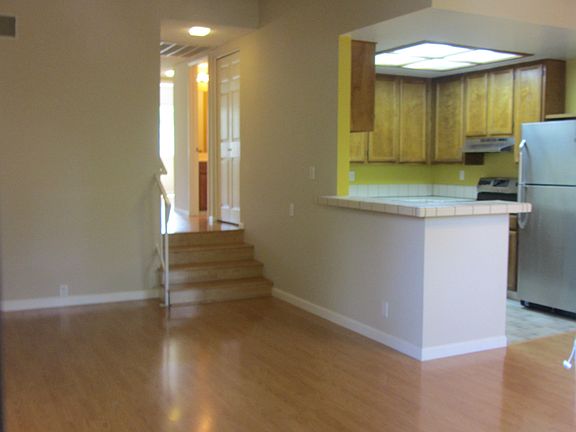 2nd image of 485 Costa Mesa Ter APT F