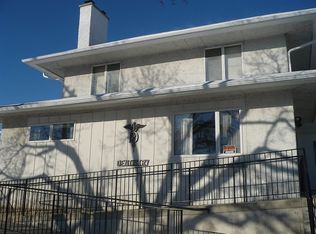 217 S 3rd St APT 1, Dekalb, IL 60115