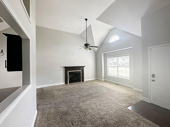 3rd image of 1315 Whitt Ln