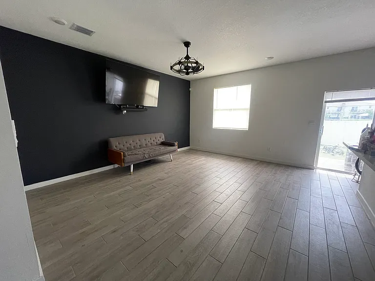 1773 SE 7th Ter — Photo 20
