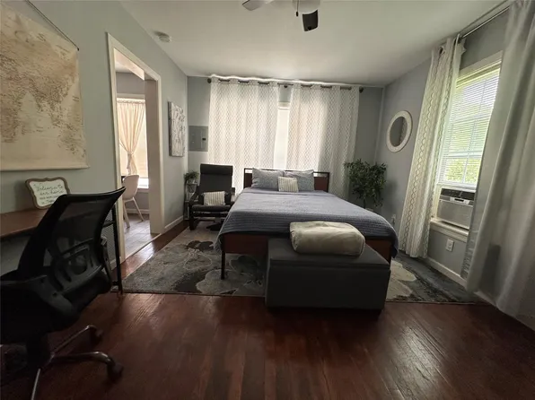 4302 Polk St, Houston, TX