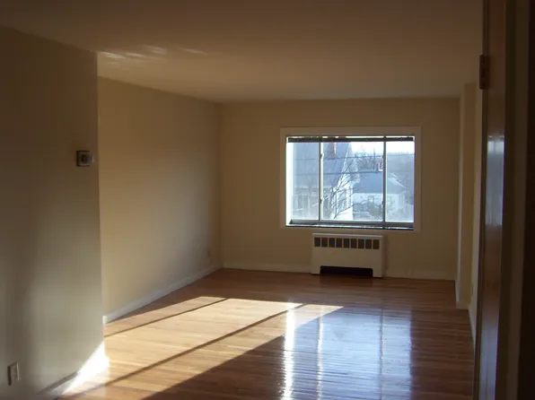 (undisclosed Address), Arlington, MA 02474