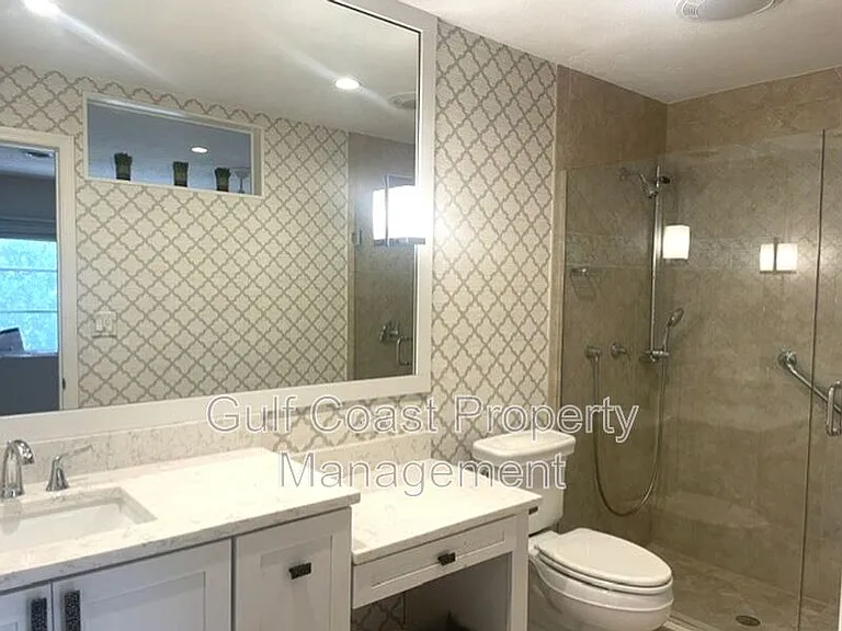 2253 Valencia Dr — Photo 17