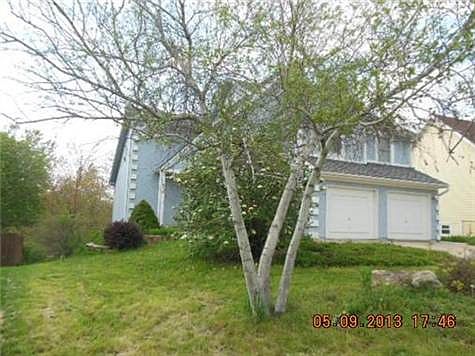 2nd image of 616 Taylor Dr