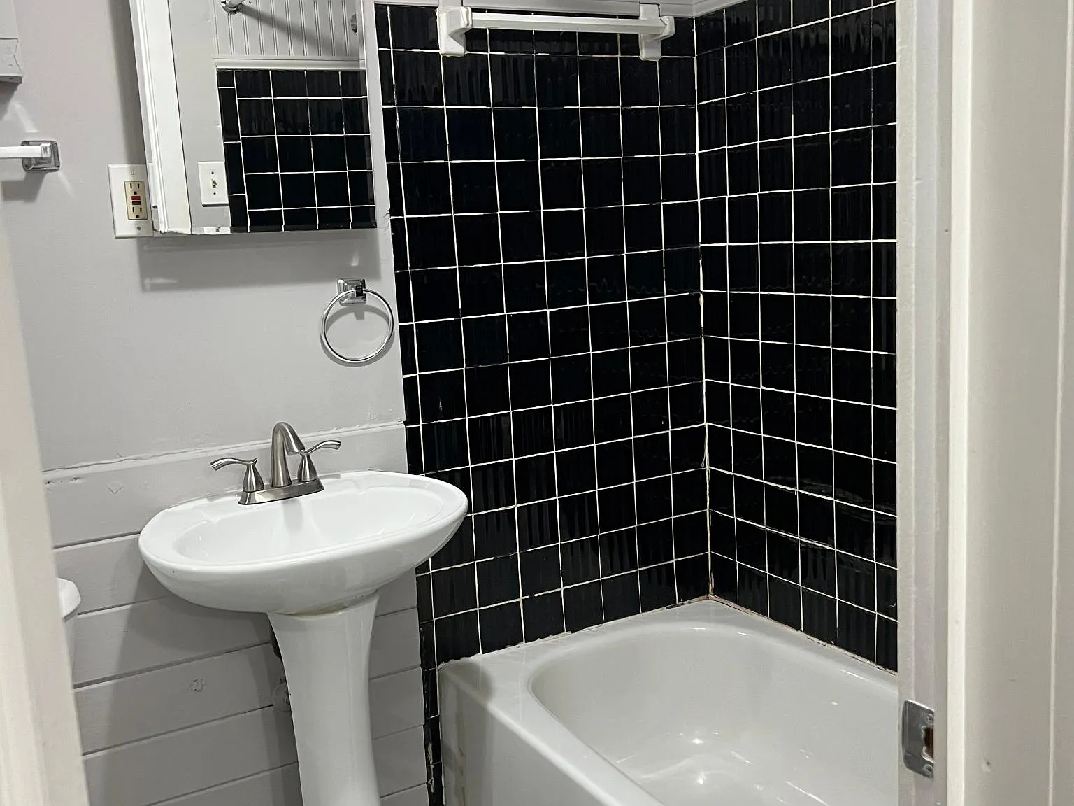 1 bed, $825 — Photo 4