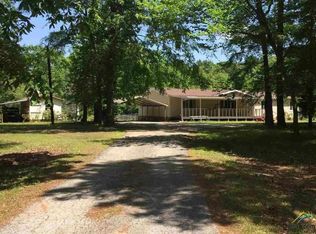 631 Foster Dr, Marshall, TX 75672