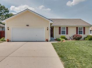 1912 N Ashley Dr, Koshkonong, MO 64058