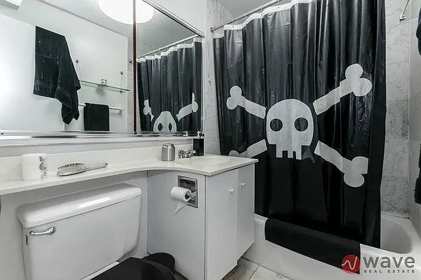 Rented by Wave Real Estate Group | media 4