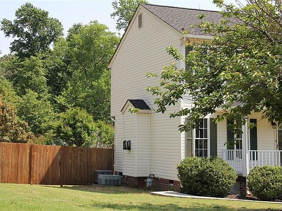 4th image of 4109 Maple Creek Ct