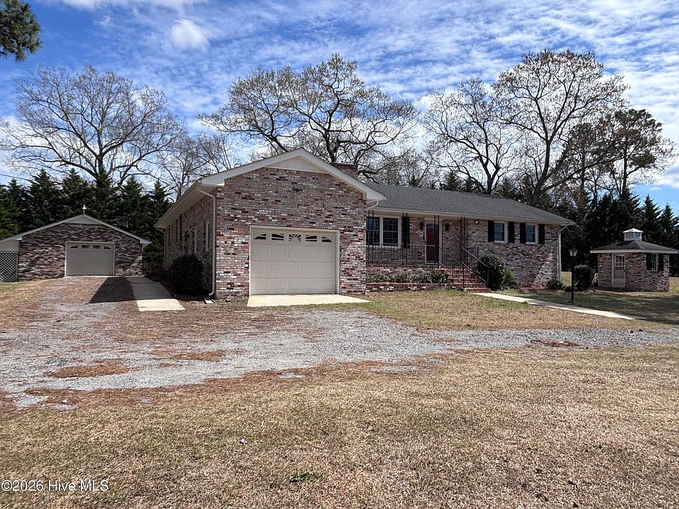 1st image of 4 Taylor Mill Road