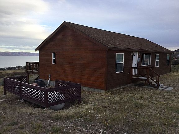 3rd image of 118 Commanche Dr