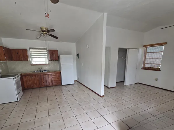 25 Buttonwood Dr, Key Largo, FL 33037