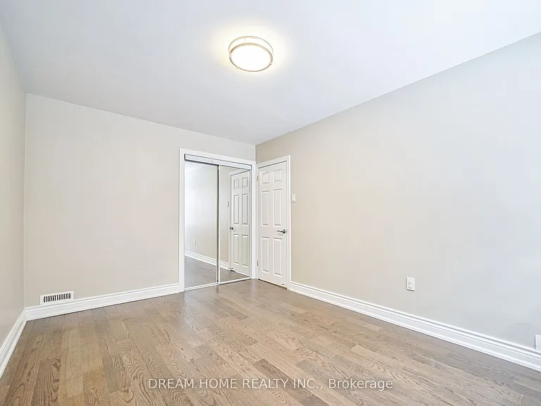 451 Kenneth Ave #MAIN — Photo 18