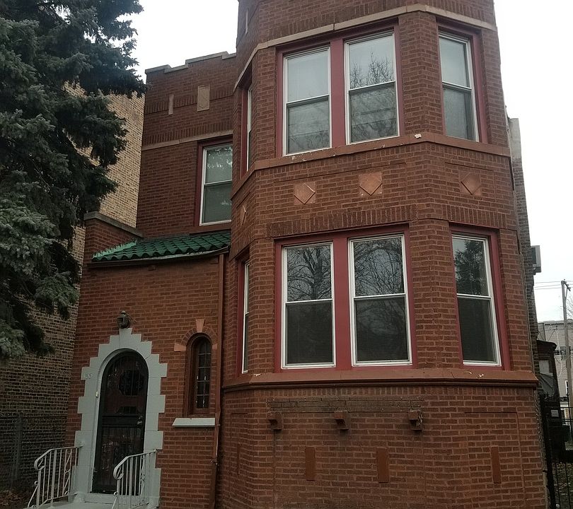 1st image of 11133 S King Dr