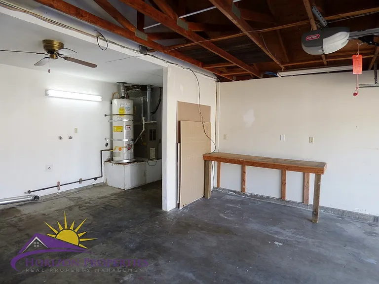 7928 Garry Oak Dr — Photo 24
