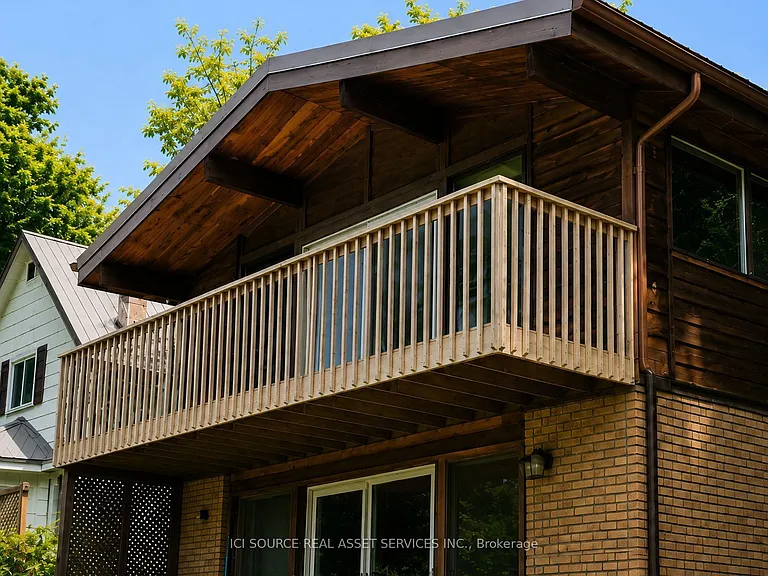 1941 Marchmont Rd #2 — Photo 2