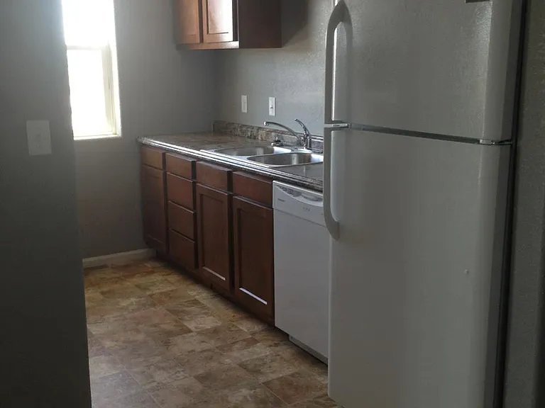 520 S Pierce St — Photo 8