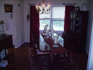 5th image of 719 Westchester Ln