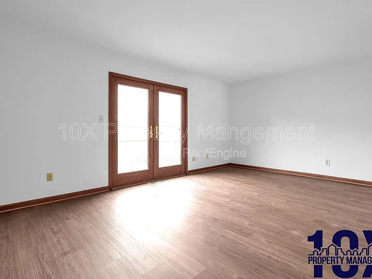 141 Beacon Run W — Photo 12
