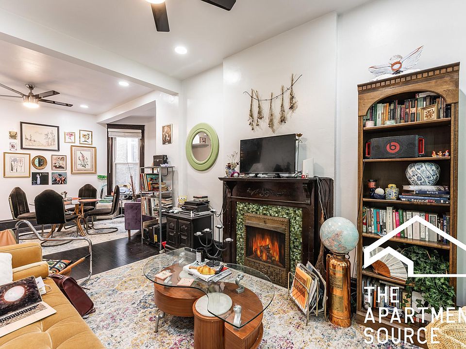 1st image of 1629 N Claremont Ave #2F