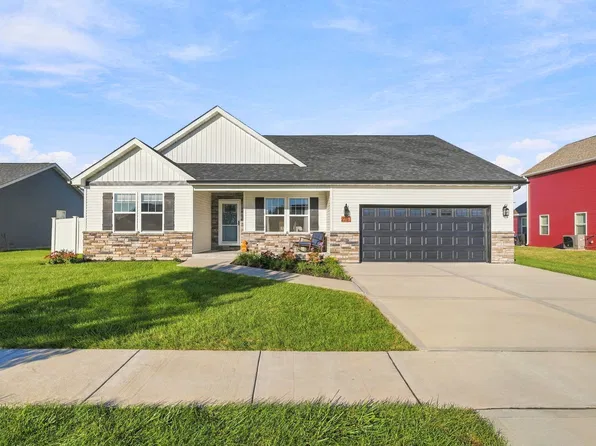 2264 Chestnut Ln, Morris, IL 60450