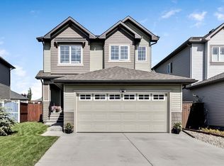 1714 W Montgomery Gate SE, High River, AB T1V0H6