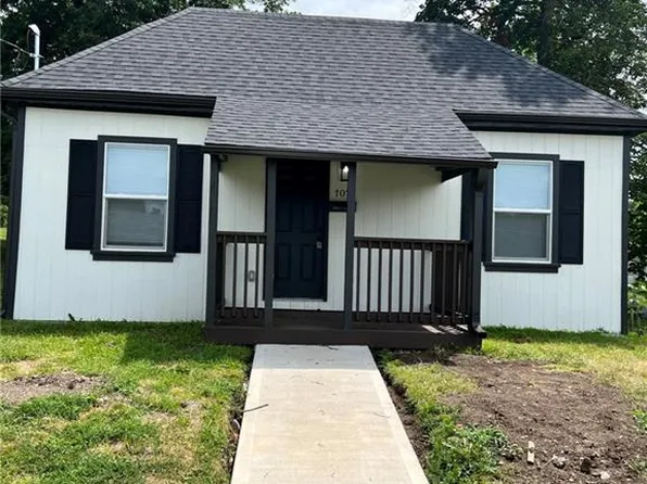 707 Jabez St, Richmond, MO 64085